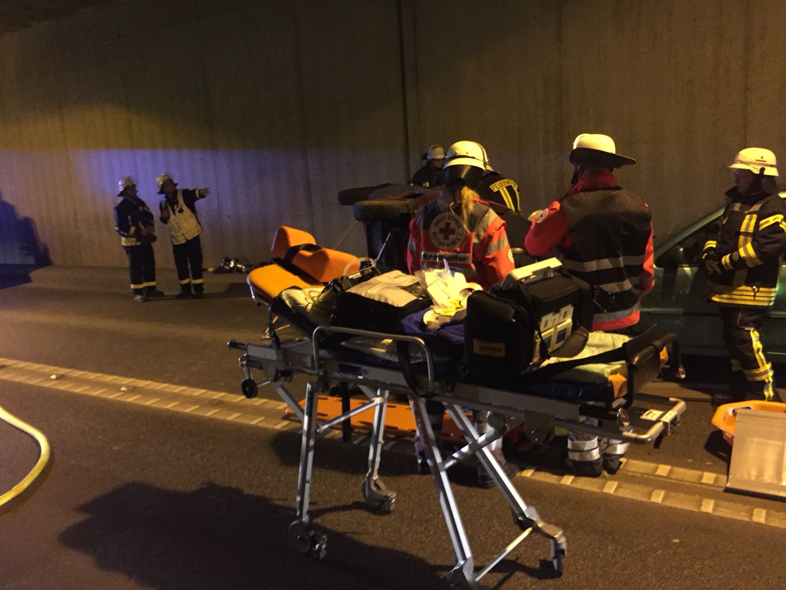 Feuerwehr Lügde Feuer 3 Feuer im Tunnel